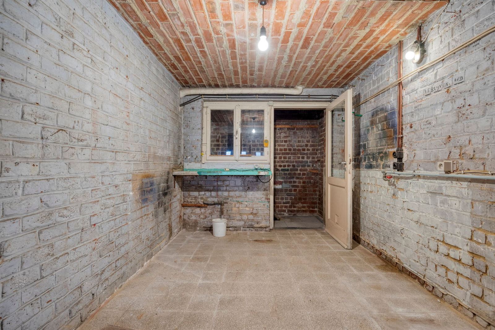 FOTO’S 26 : Woning te 1600 SINT-PIETERS-LEEUW (België) - Prijs &euro;&nbsp;425.000