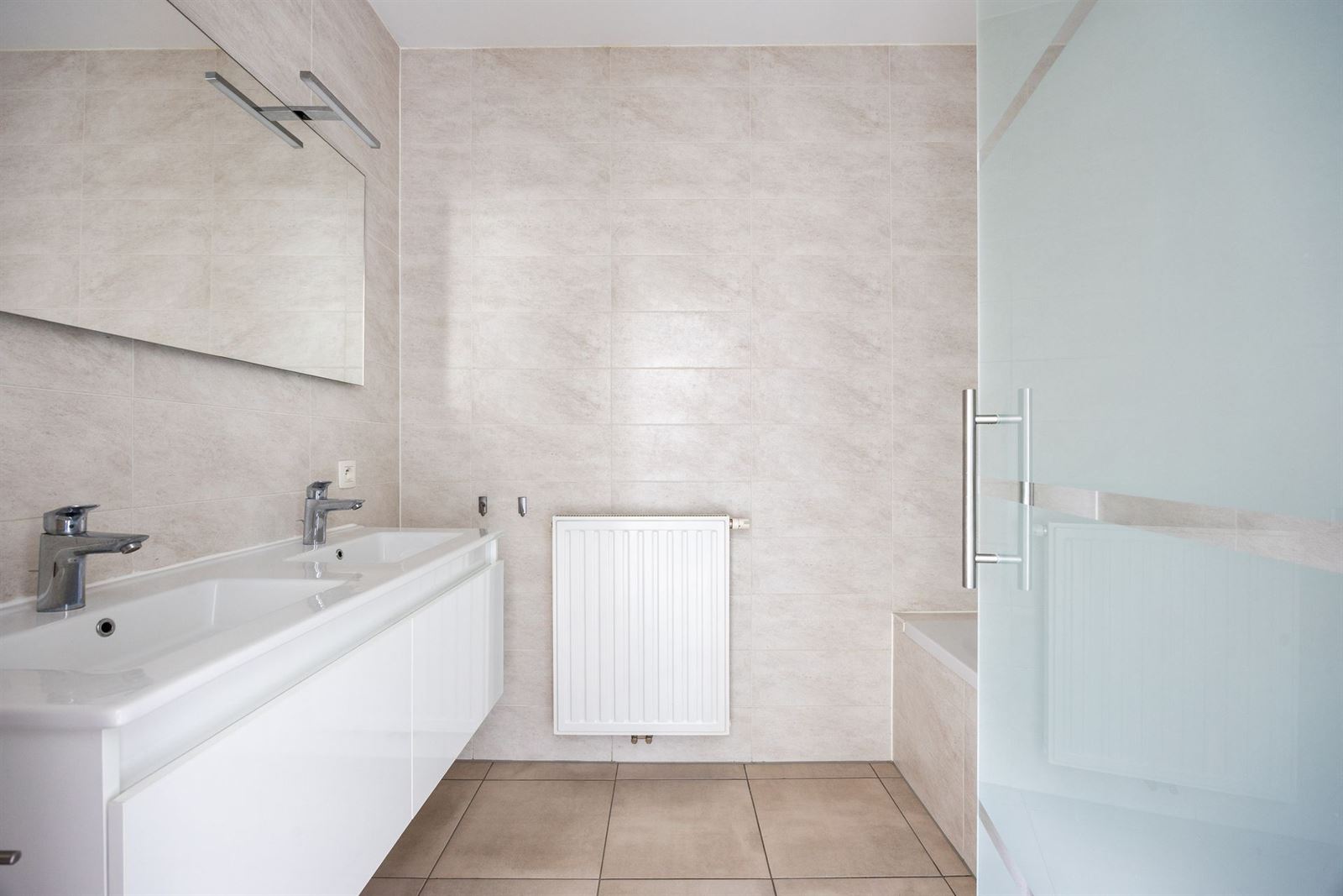 FOTO’S 20 : Woning te 1501 HALLE (België) - Prijs &euro;&nbsp;1.550