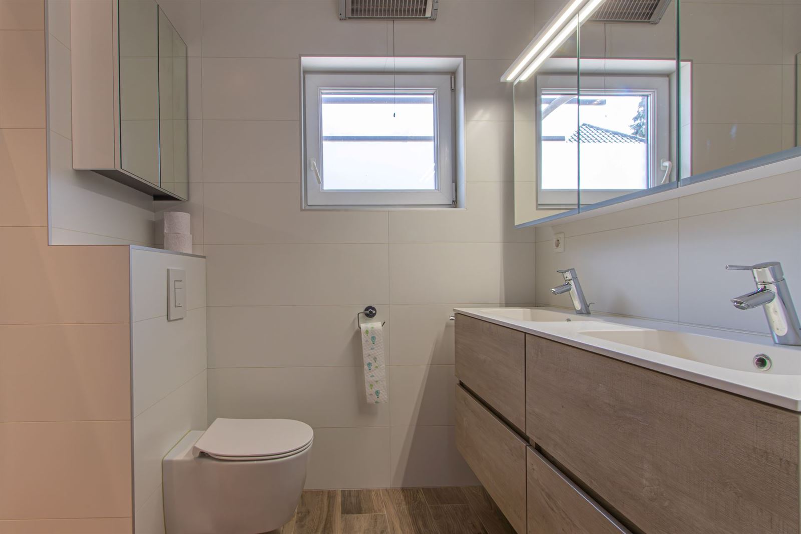 FOTO’S 13 : Villa te 1653 DWORP (België) - Prijs &euro;&nbsp;2.100