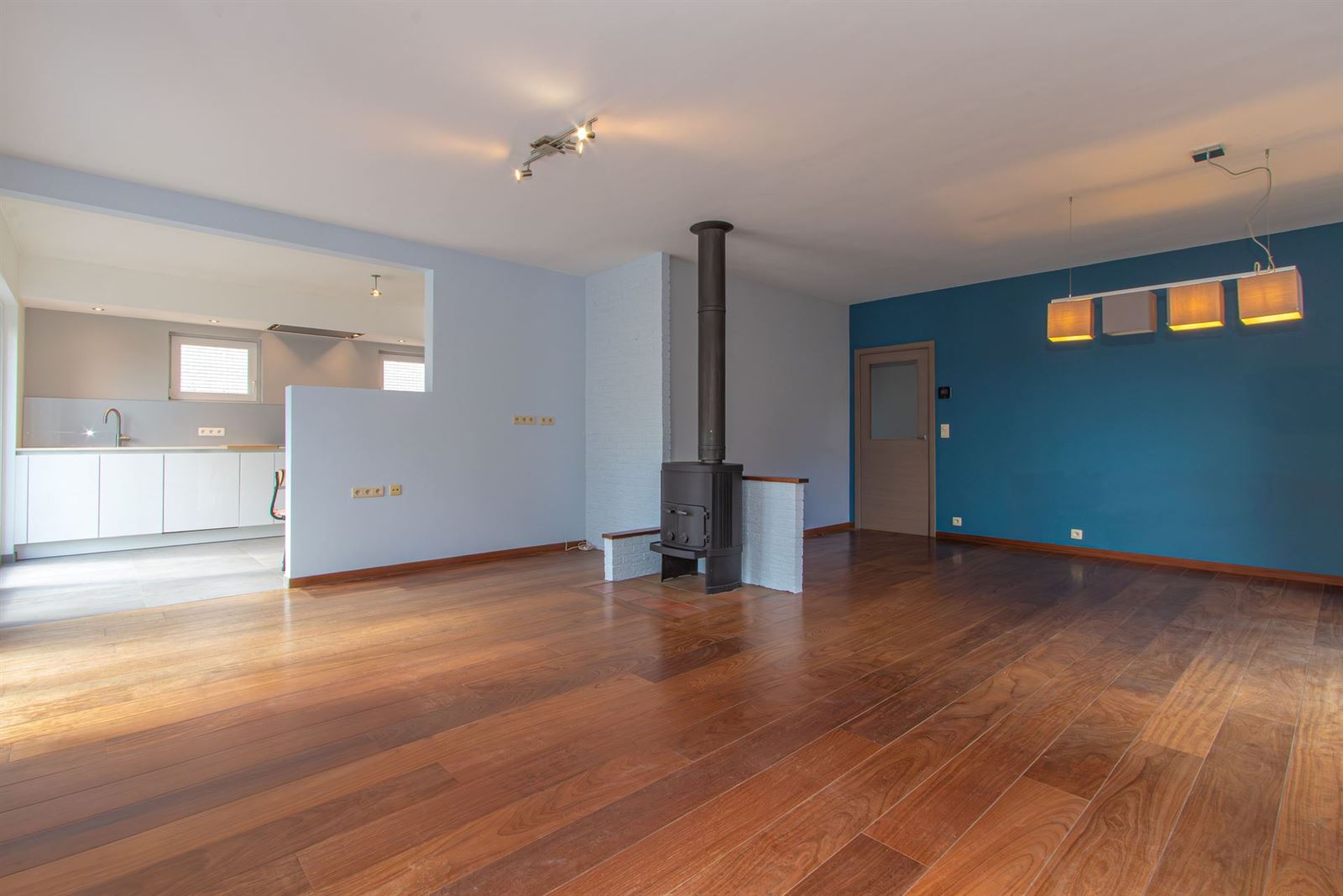 FOTO’S 6 : Villa te 1653 DWORP (België) - Prijs &euro;&nbsp;2.100