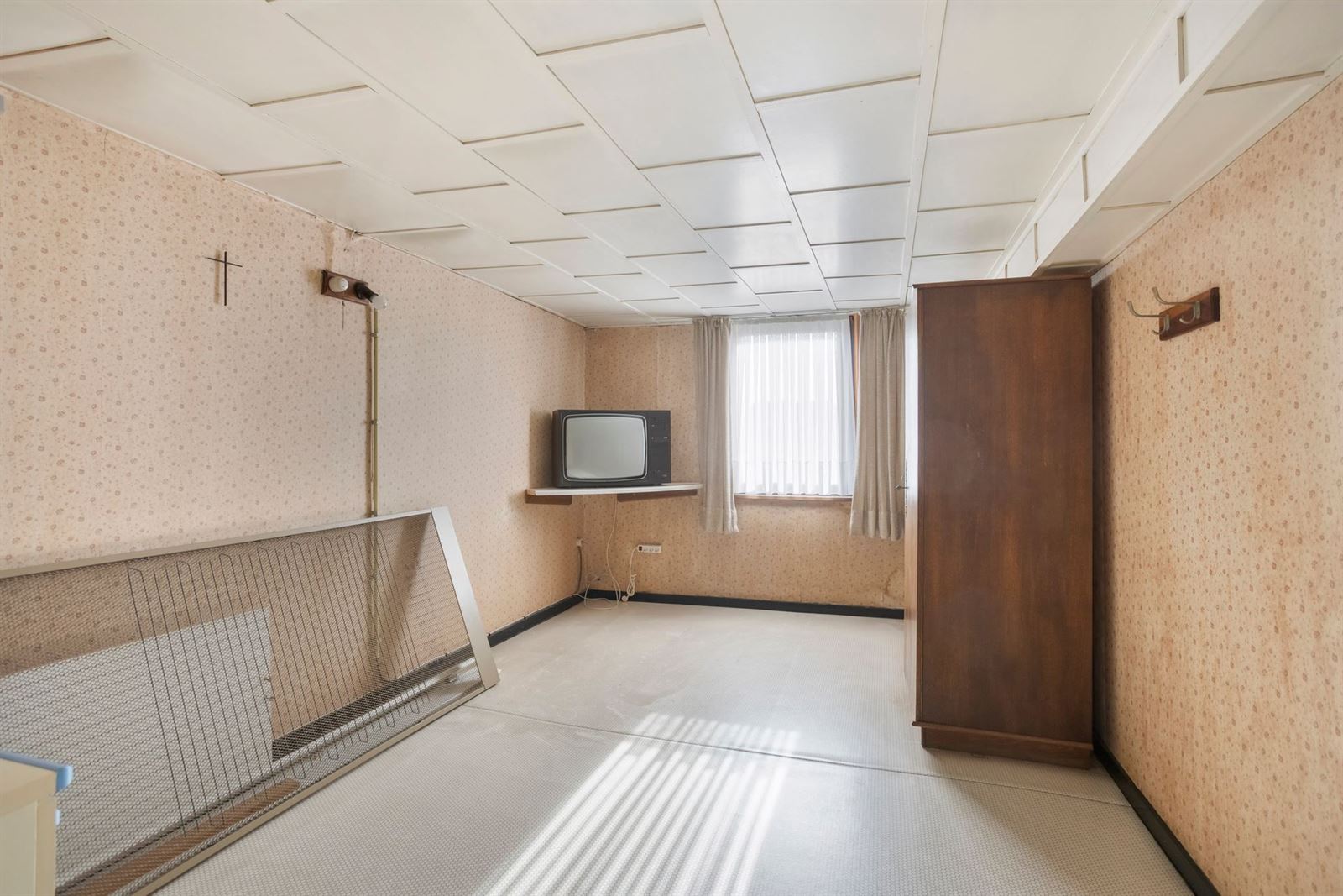 FOTO’S 14 : Kantoor met woning te 1755 OETINGEN (België) - Prijs &euro;&nbsp;469.000