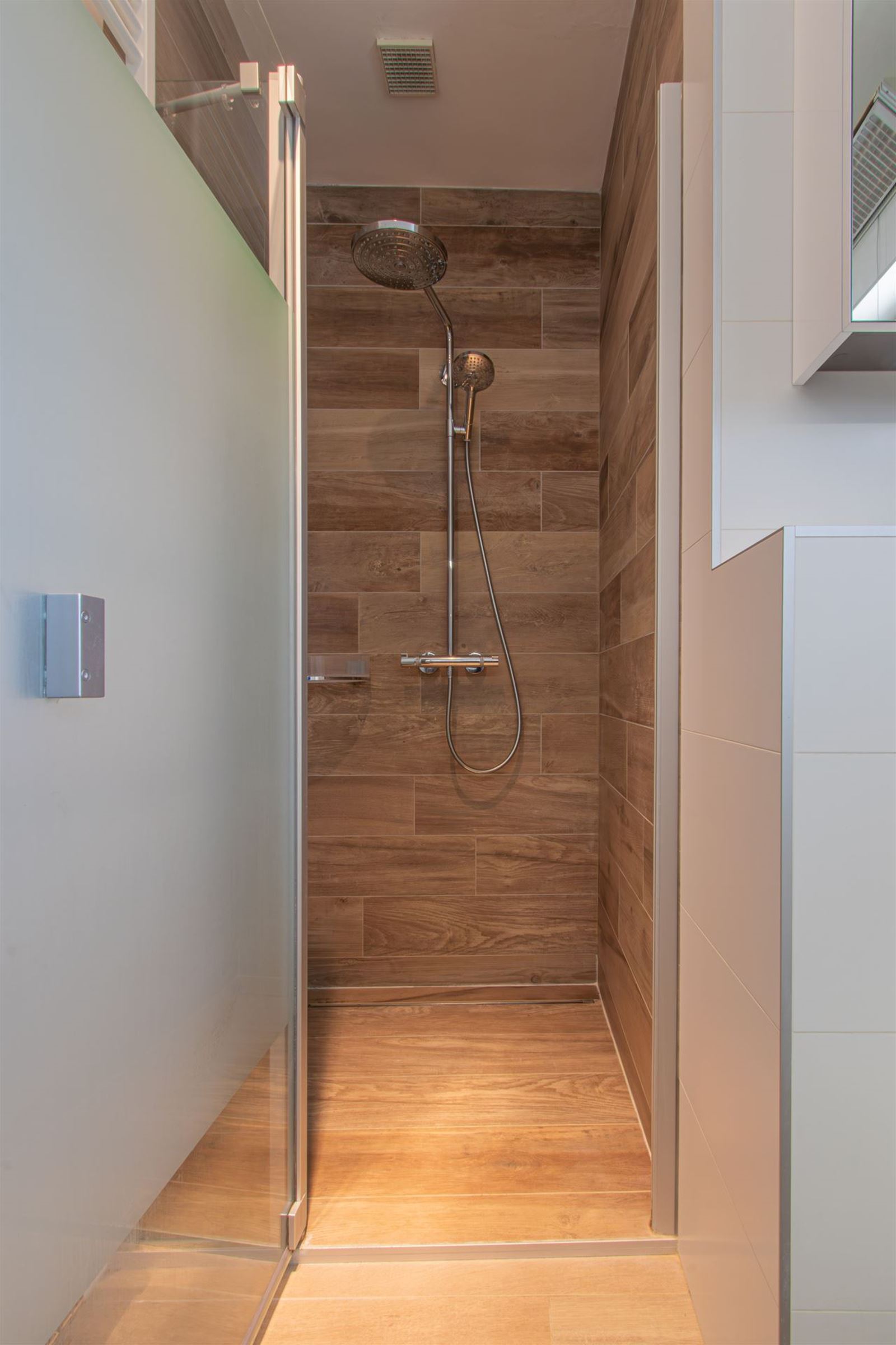 FOTO’S 14 : Villa te 1653 DWORP (België) - Prijs &euro;&nbsp;2.100