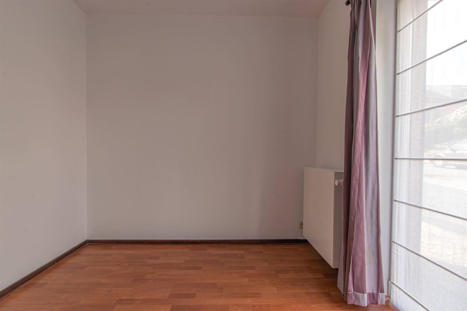 FOTO’S 12 : Villa te 1653 DWORP (België) - Prijs &euro;&nbsp;2.100