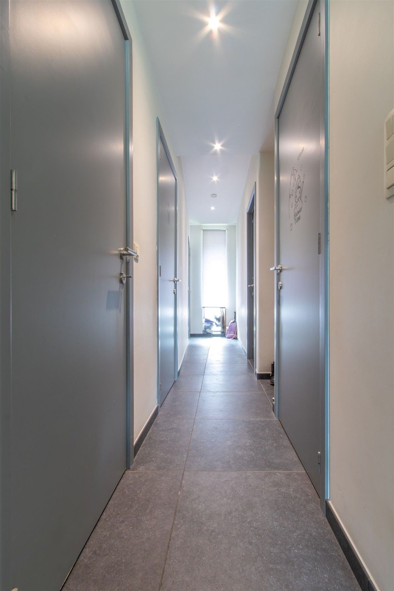 FOTO’S 3 : Appartement te 1600 SINT-PIETERS-LEEUW (België) - Prijs &euro;&nbsp;1.100