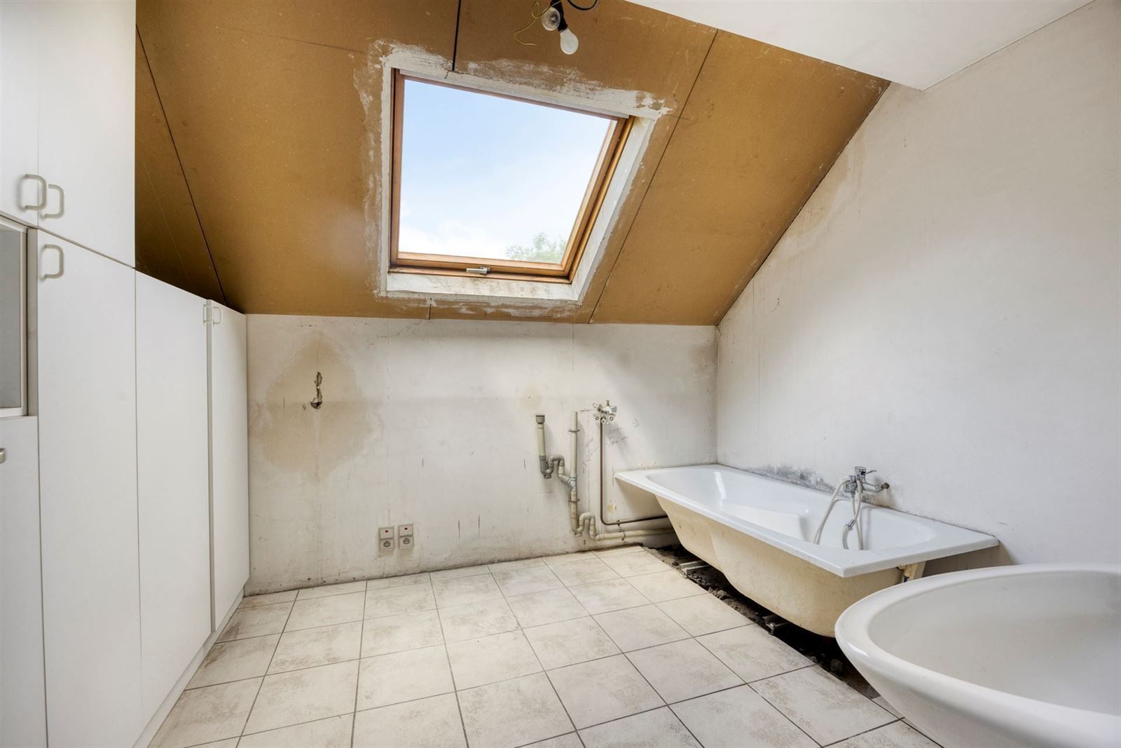 FOTO’S 36 : Herenhuis te 1500 HALLE (België) - Prijs &euro;&nbsp;580.000