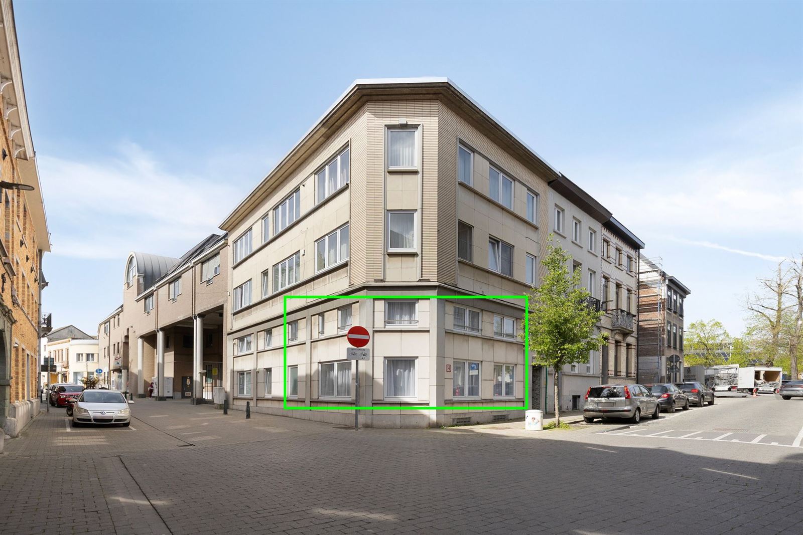 FOTO’S 1 : Duplex te 1500 HALLE (België) - Prijs &euro;&nbsp;245.000