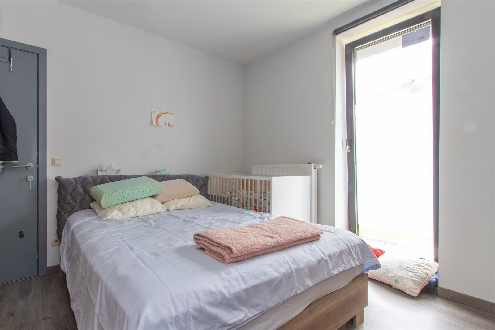 FOTO’S 8 : Appartement te 1600 SINT-PIETERS-LEEUW (België) - Prijs &euro;&nbsp;1.100