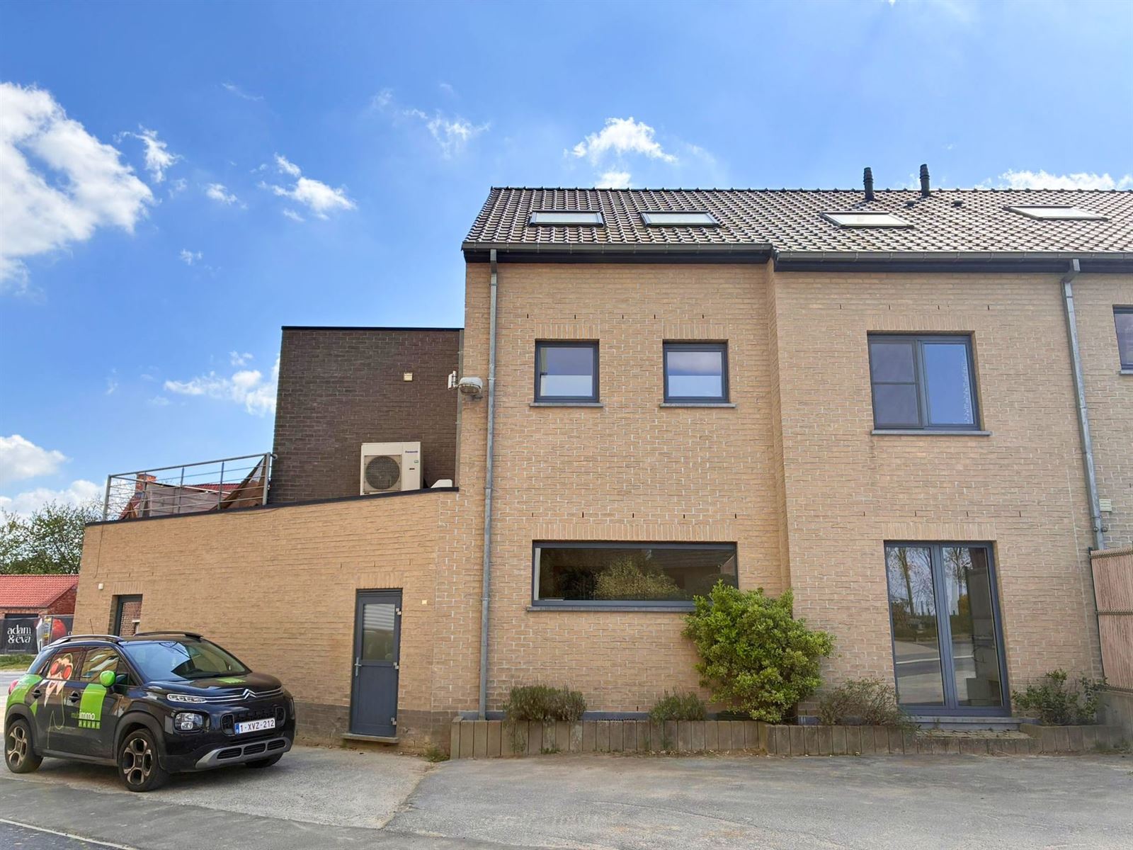 PHOTOS 13 : Entrepôt avec bureaux à 1755 PAJOTTEGEM (Belgique) - Prix 950 &euro;