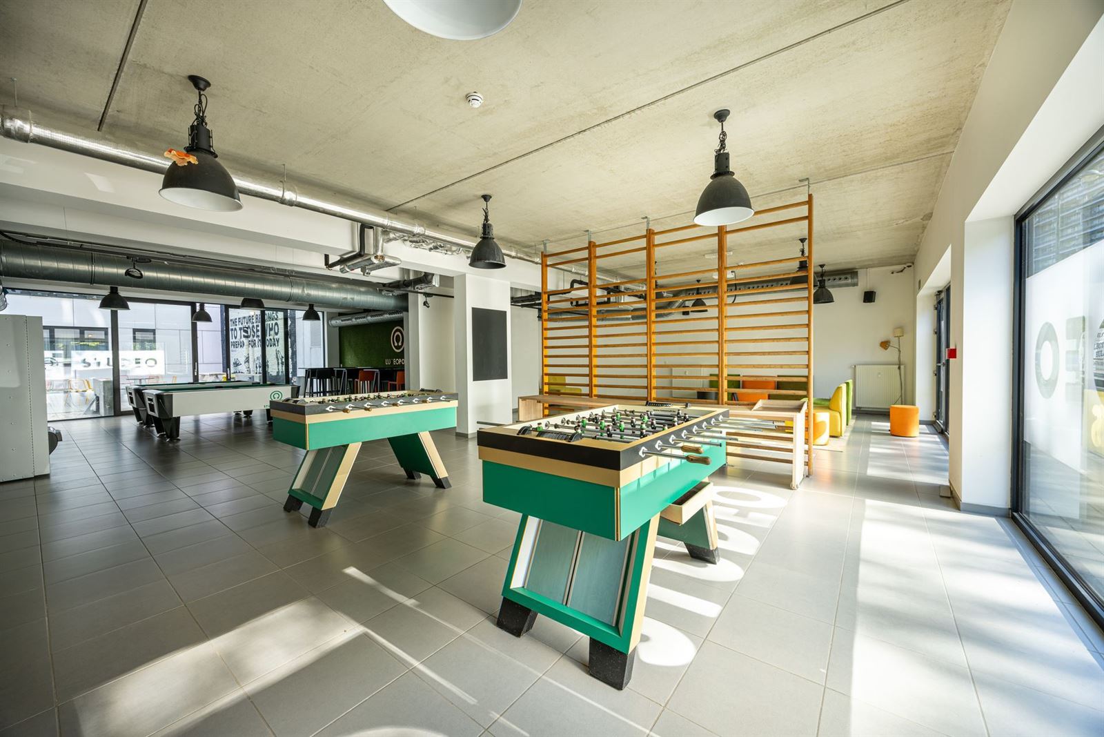 FOTO’S 14 : Gewone studio te 1000 BRUSSEL (België) - Prijs &euro;&nbsp;136.000