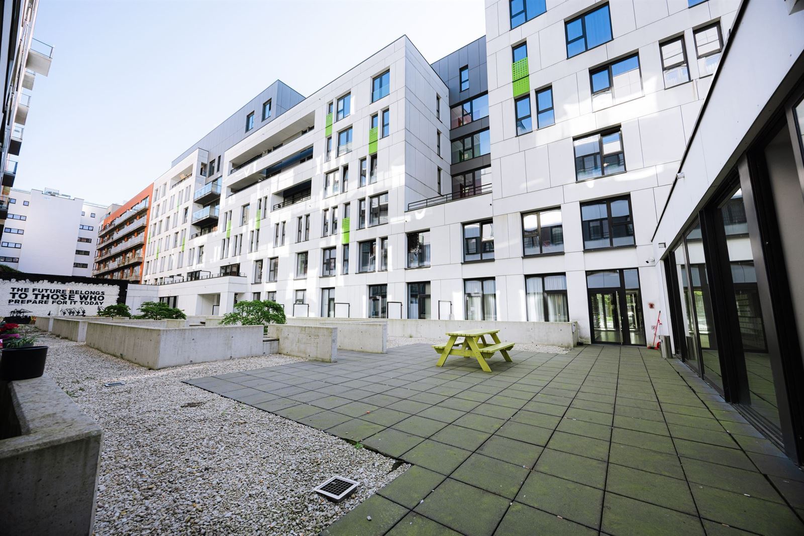 FOTO’S 12 : Gewone studio te 1000 BRUSSEL (België) - Prijs &euro;&nbsp;136.000