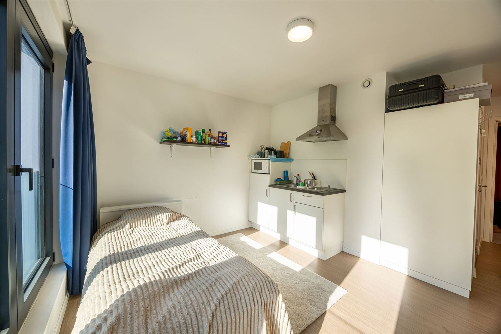 FOTO’S 4 : Gewone studio te 1000 BRUSSEL (België) - Prijs &euro;&nbsp;136.000