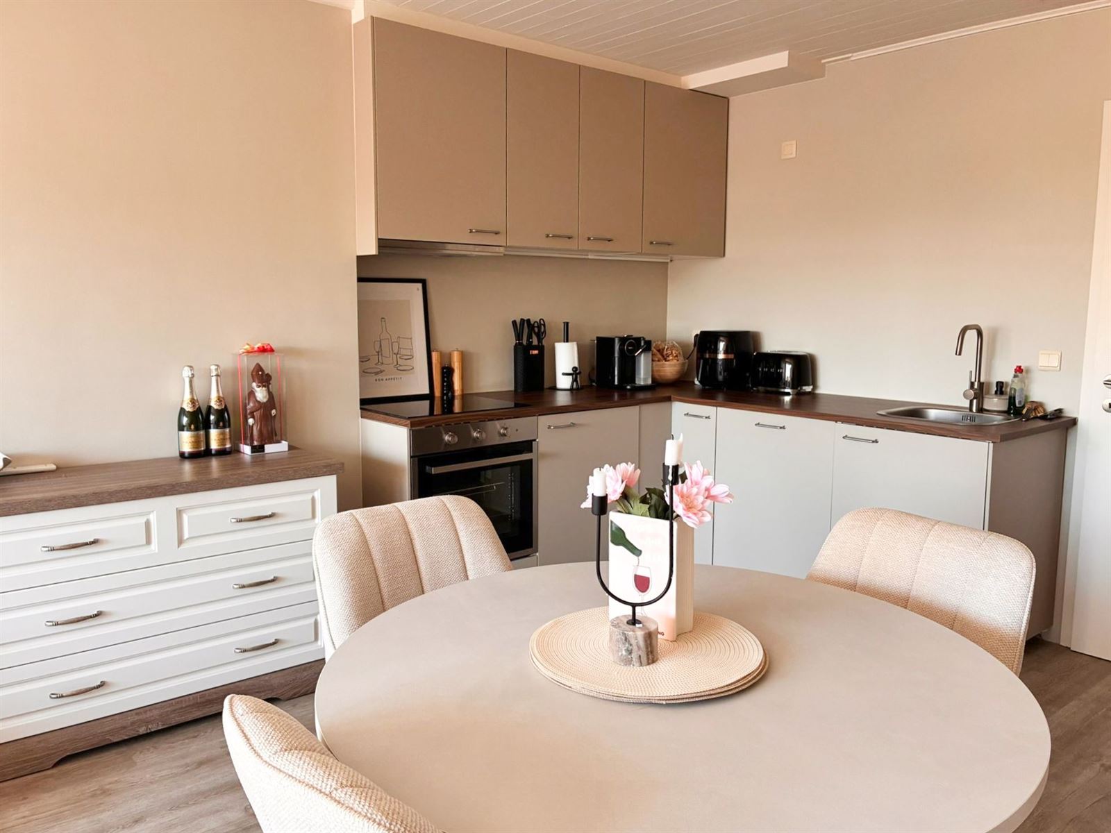 FOTO’S 4 : Appartement te 9400 DENDERWINDEKE (België) - Prijs &euro;&nbsp;850