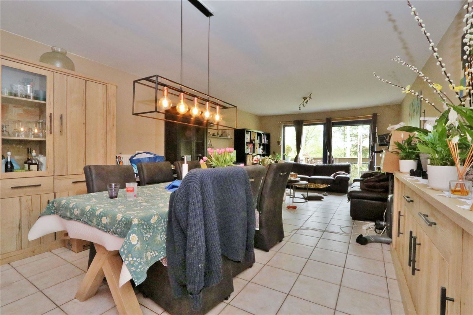FOTO’S 5 : Duplex te 1640 SINT-GENESIUS-RODE (België) - Prijs &euro;&nbsp;1.350