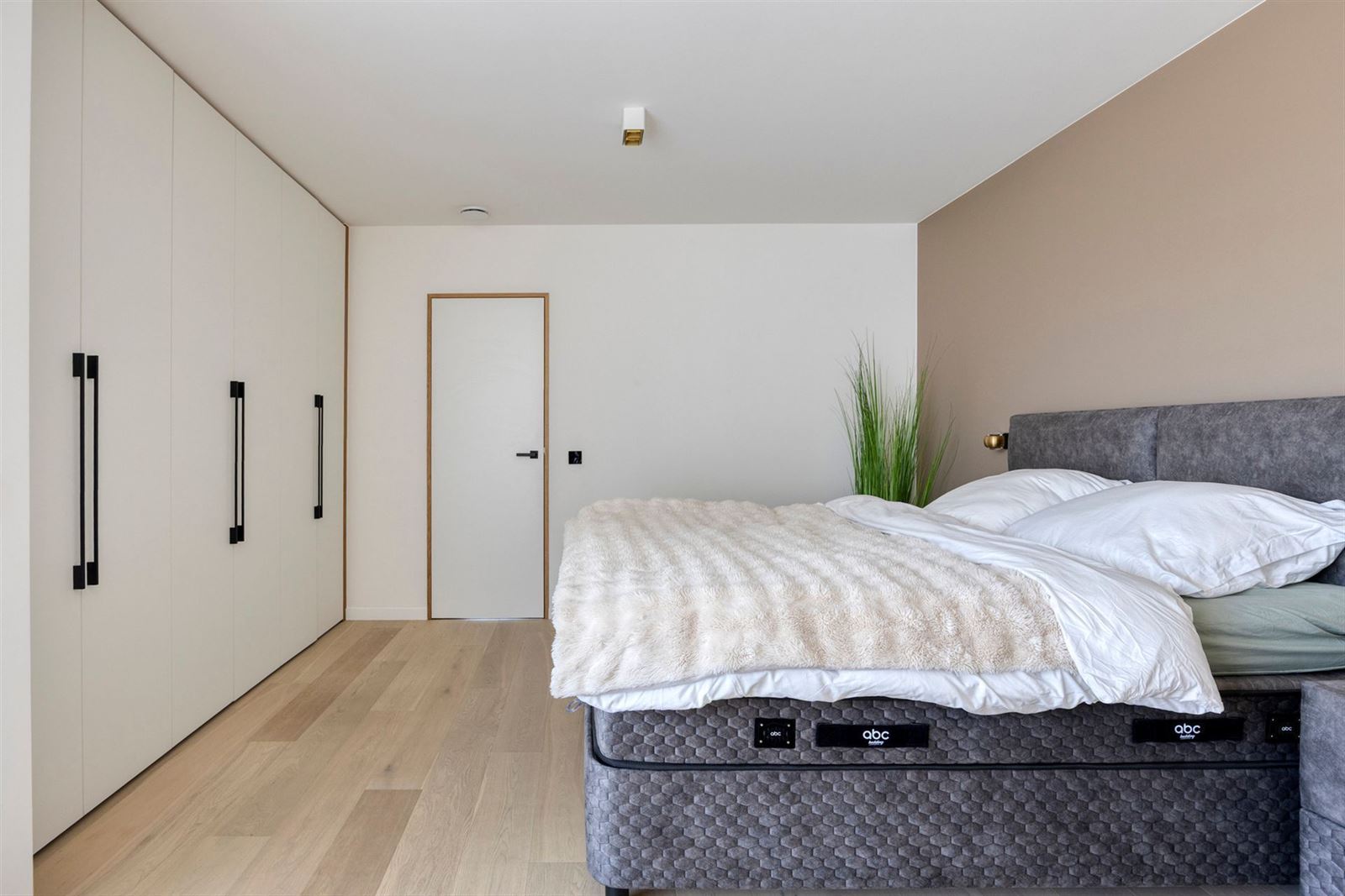 FOTO’S 18 : Villa te 1650 BEERSEL (België) - Prijs &euro;&nbsp;995.000