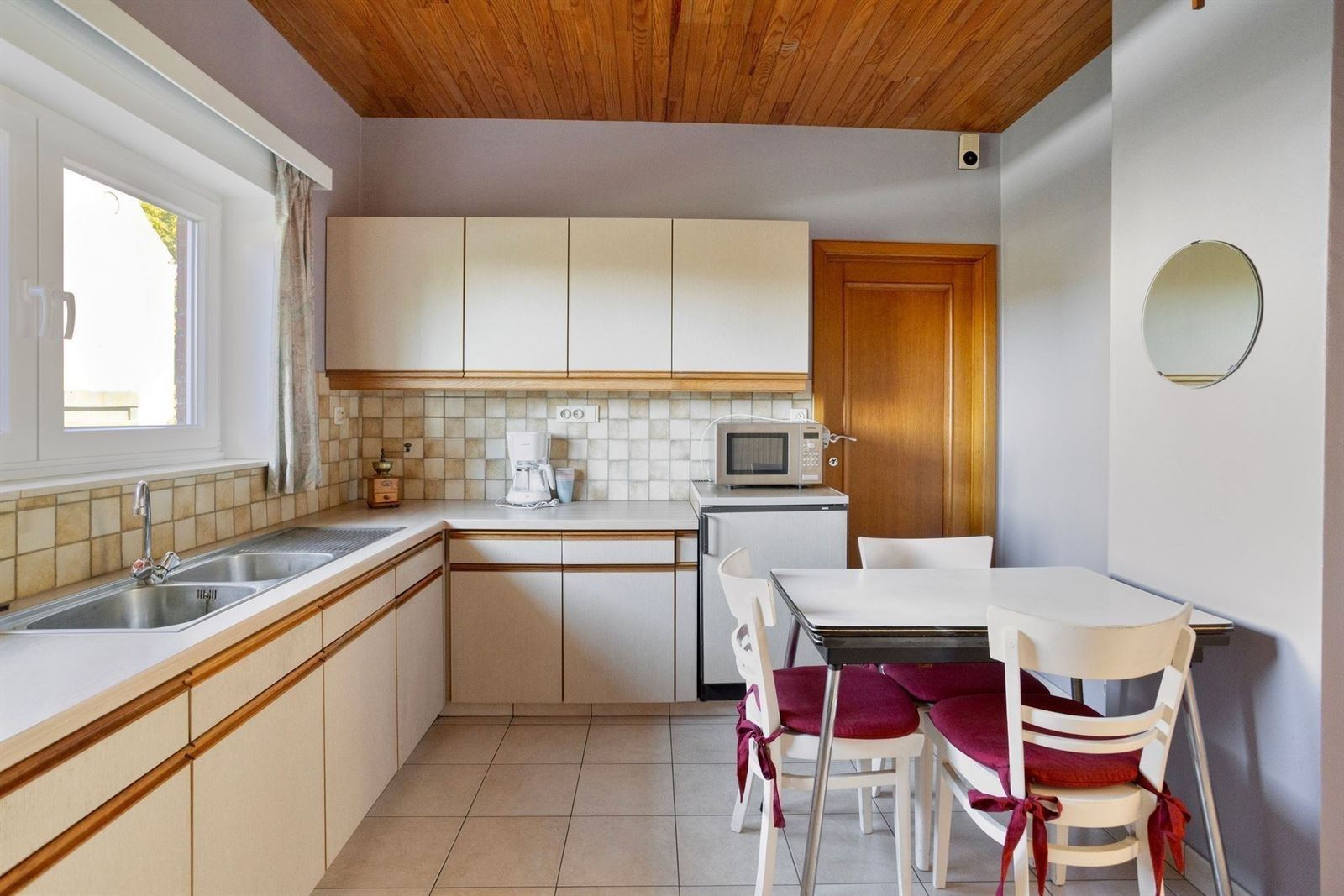 PHOTOS 8 : Maison à 1653 DWORP (Belgique) - Prix 595.000 &euro;