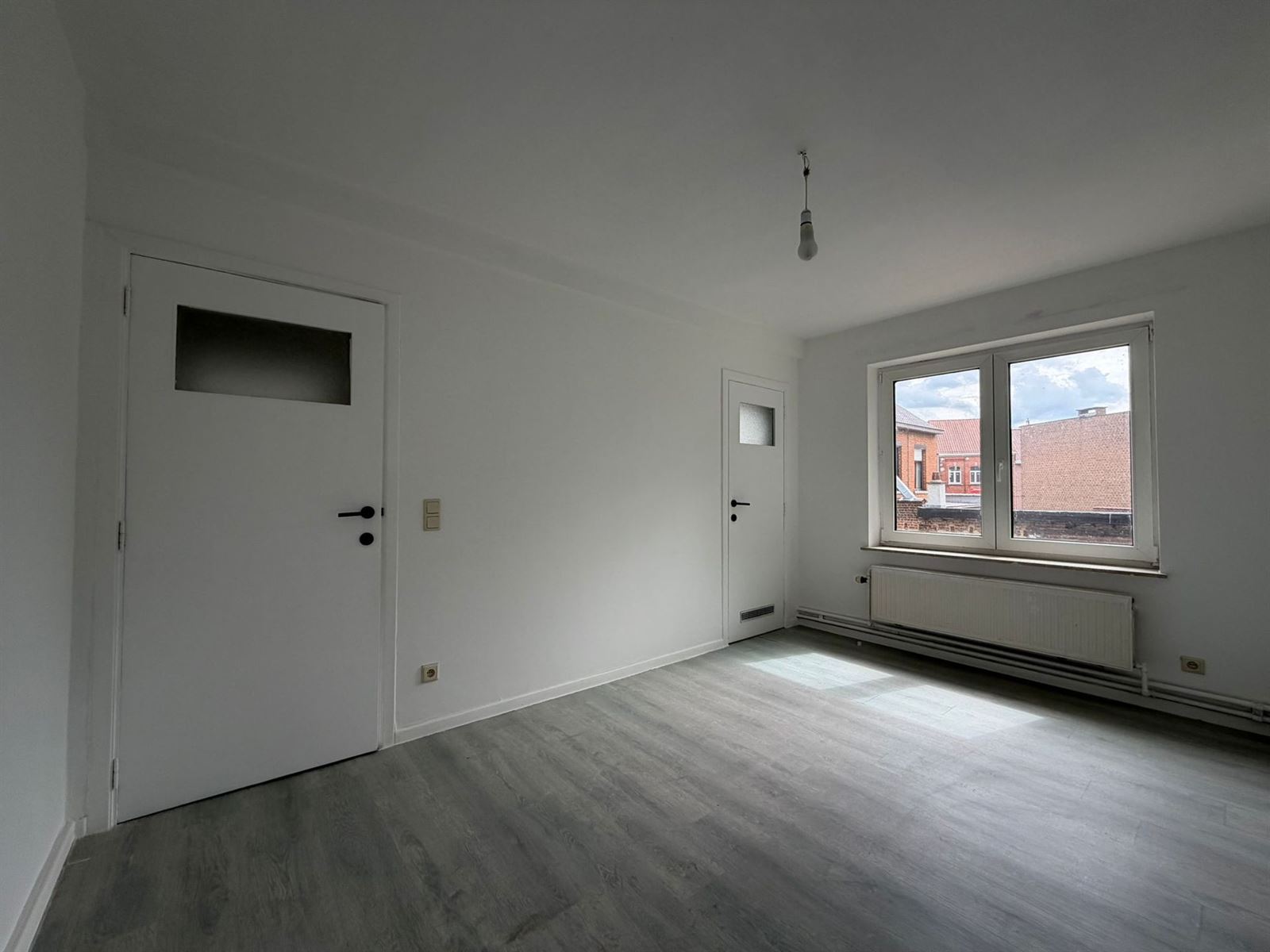 FOTO’S 3 : Appartement te 1750 SINT-KWINTENS-LENNIK (België) - Prijs &euro;&nbsp;950