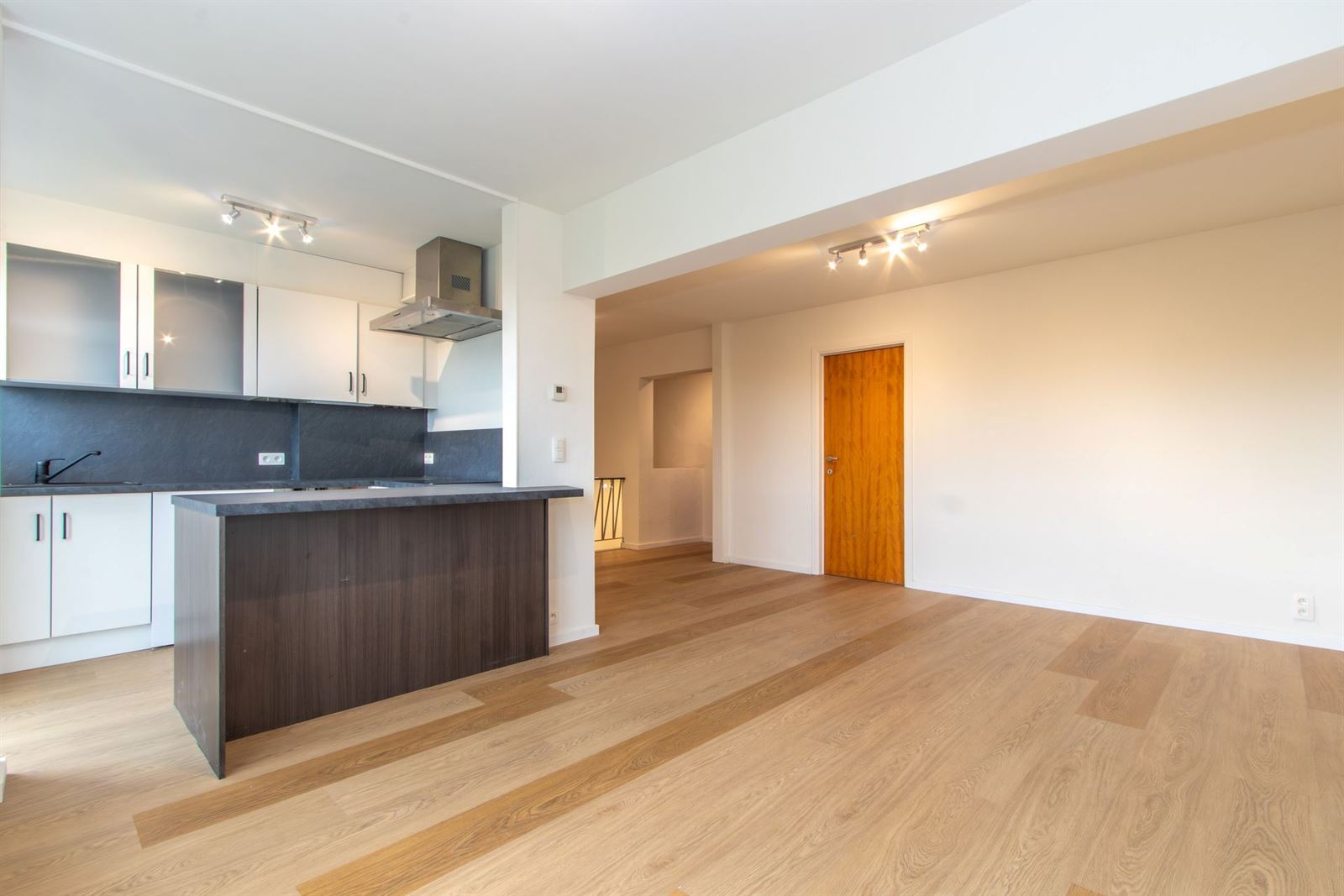 PHOTOS 5 : Appartement à 1650 BEERSEL (Belgique) - Prix 950 &euro;