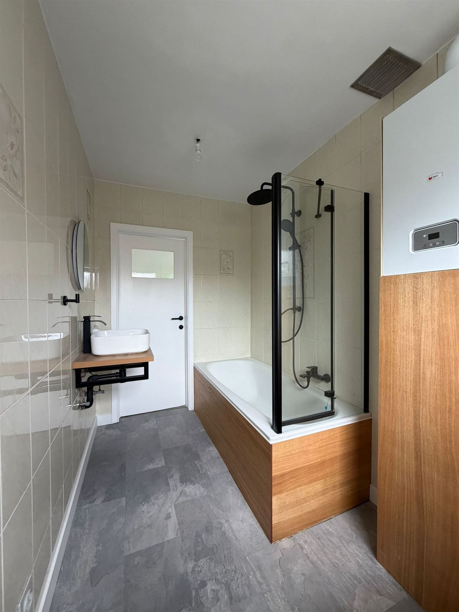 FOTO’S 7 : Appartement te 1750 SINT-KWINTENS-LENNIK (België) - Prijs &euro;&nbsp;950