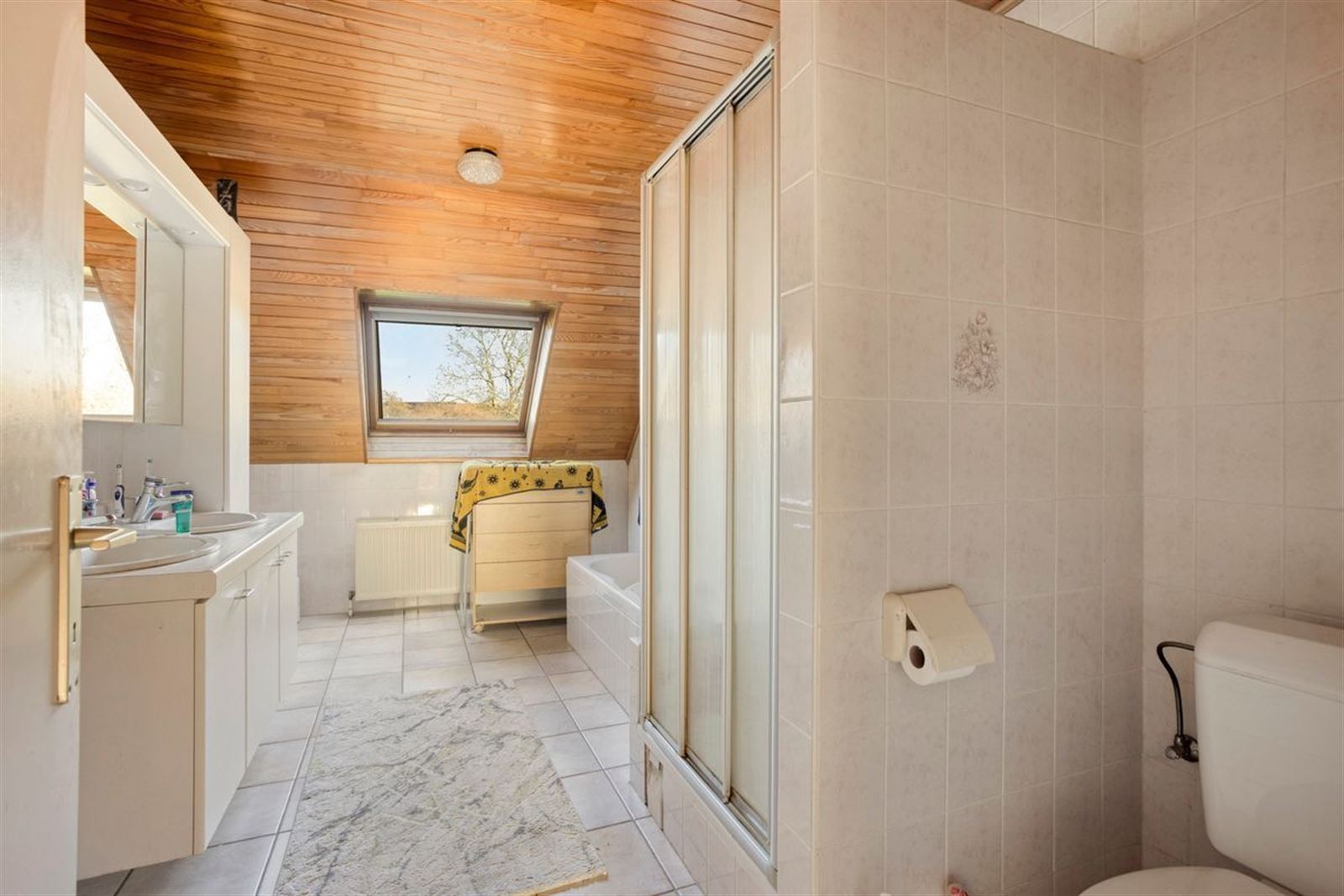 FOTO’S 17 : Woning te 1600 SINT-PIETERS-LEEUW (België) - Prijs &euro;&nbsp;469.000