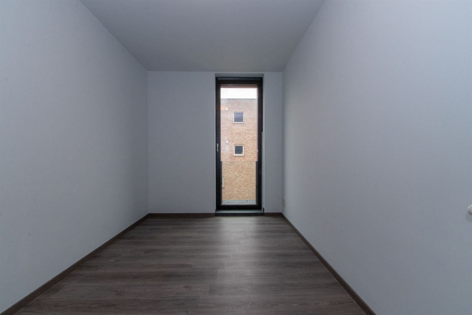 FOTO’S 12 : Appartement te 1600 SINT-PIETERS-LEEUW (België) - Prijs &euro;&nbsp;1.100