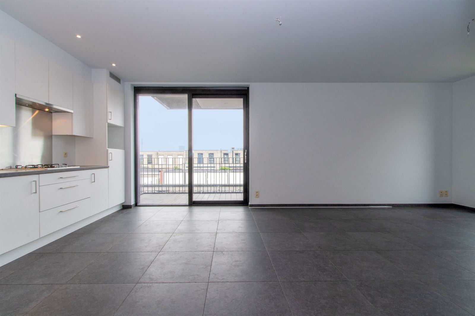 FOTO’S 4 : Appartement te 1600 SINT-PIETERS-LEEUW (België) - Prijs &euro;&nbsp;1.100