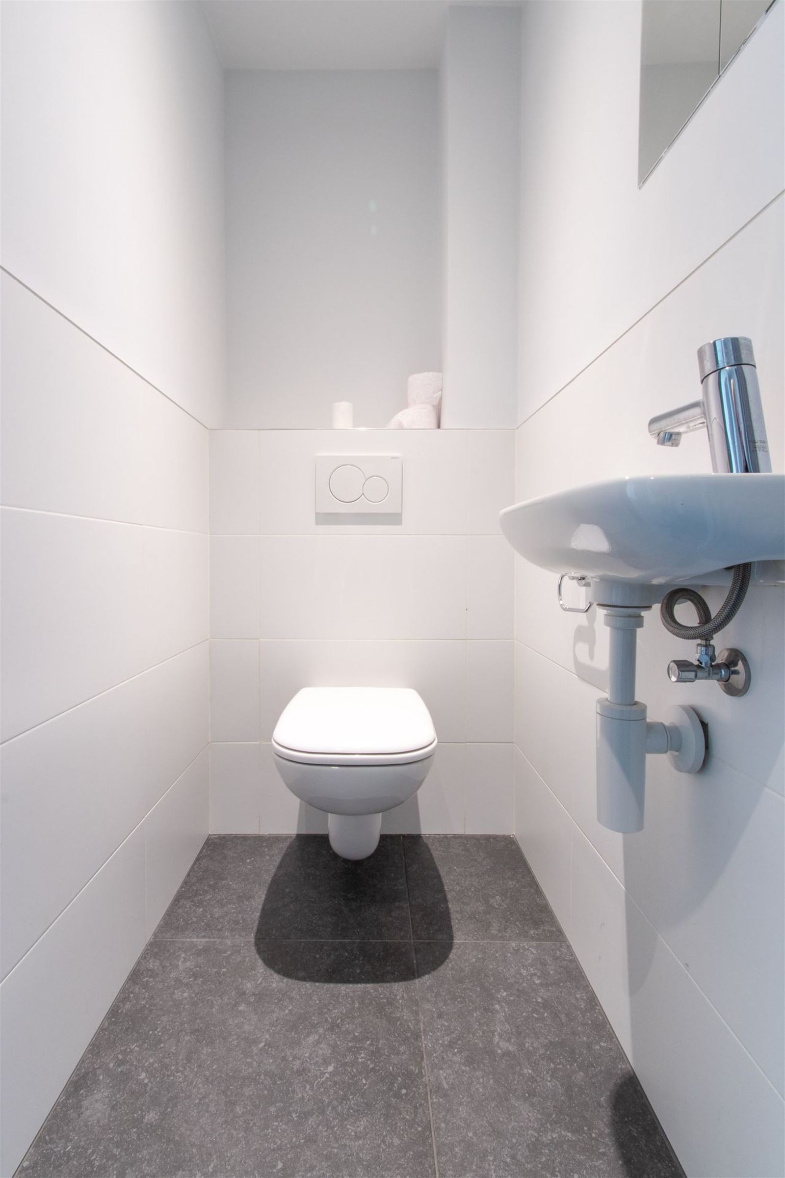 FOTO’S 14 : Appartement te 1600 SINT-PIETERS-LEEUW (België) - Prijs &euro;&nbsp;1.100