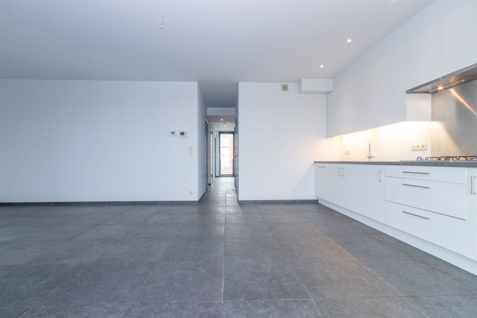FOTO’S 7 : Appartement te 1600 SINT-PIETERS-LEEUW (België) - Prijs &euro;&nbsp;1.100