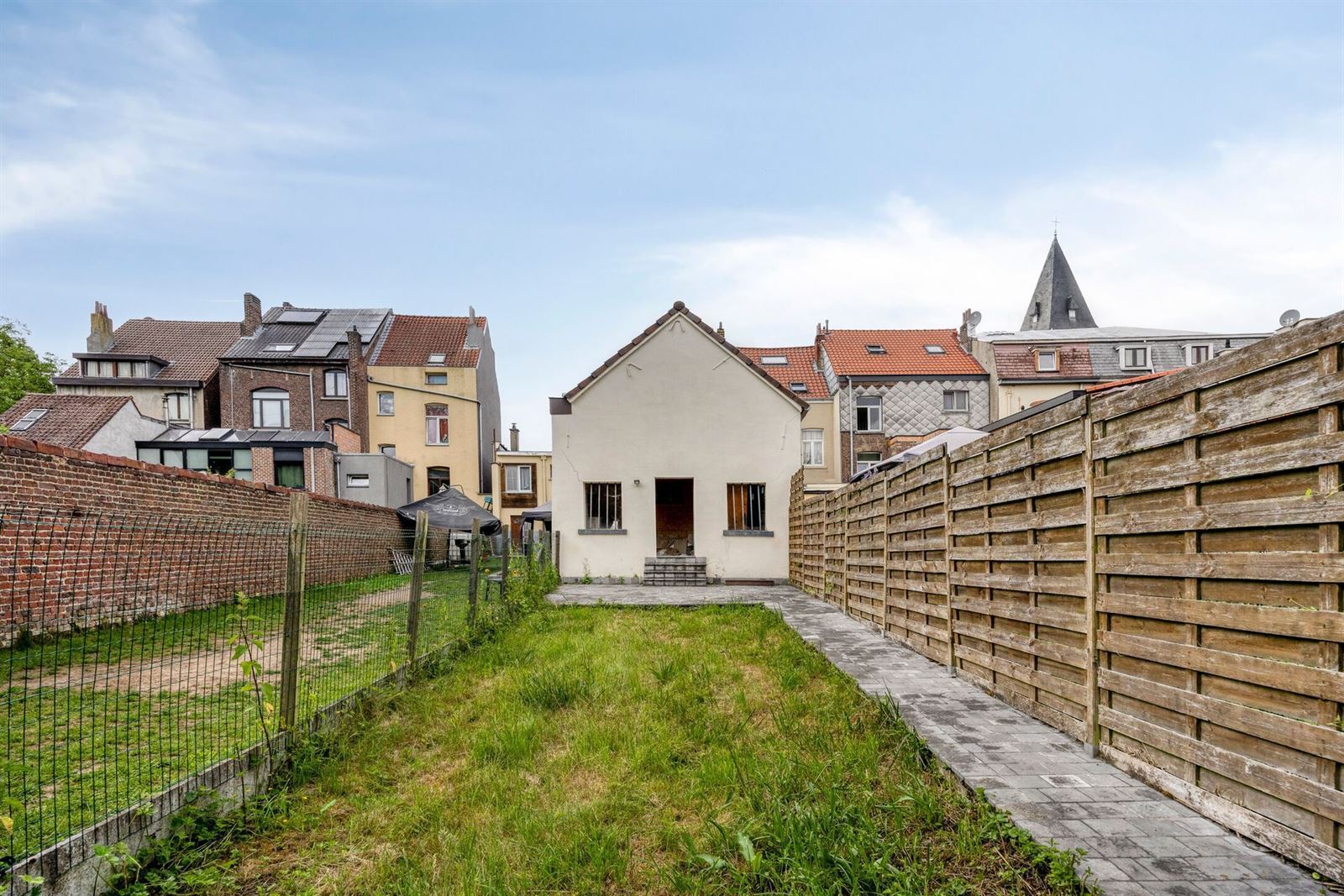 FOTO’S 23 : Woning te 1600 SINT-PIETERS-LEEUW (België) - Prijs &euro;&nbsp;390.000