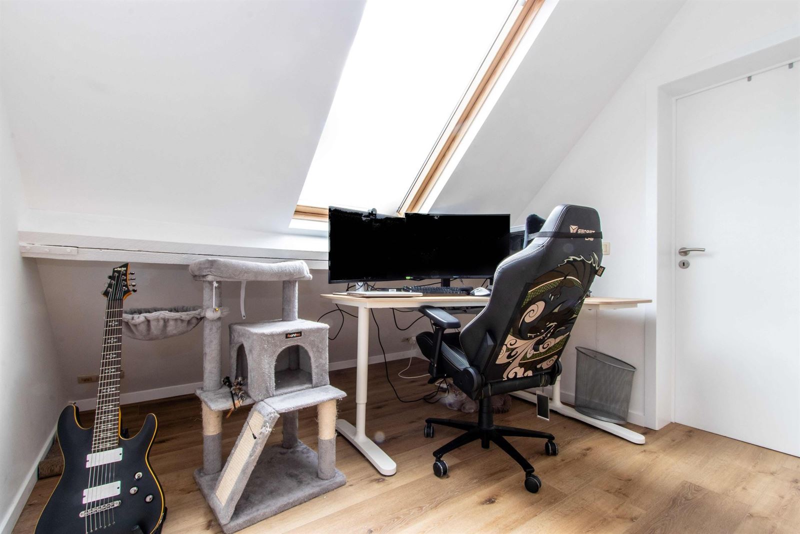 FOTO’S 16 : Duplex te 1180 UKKEL (België) - Prijs &euro;&nbsp;1.080