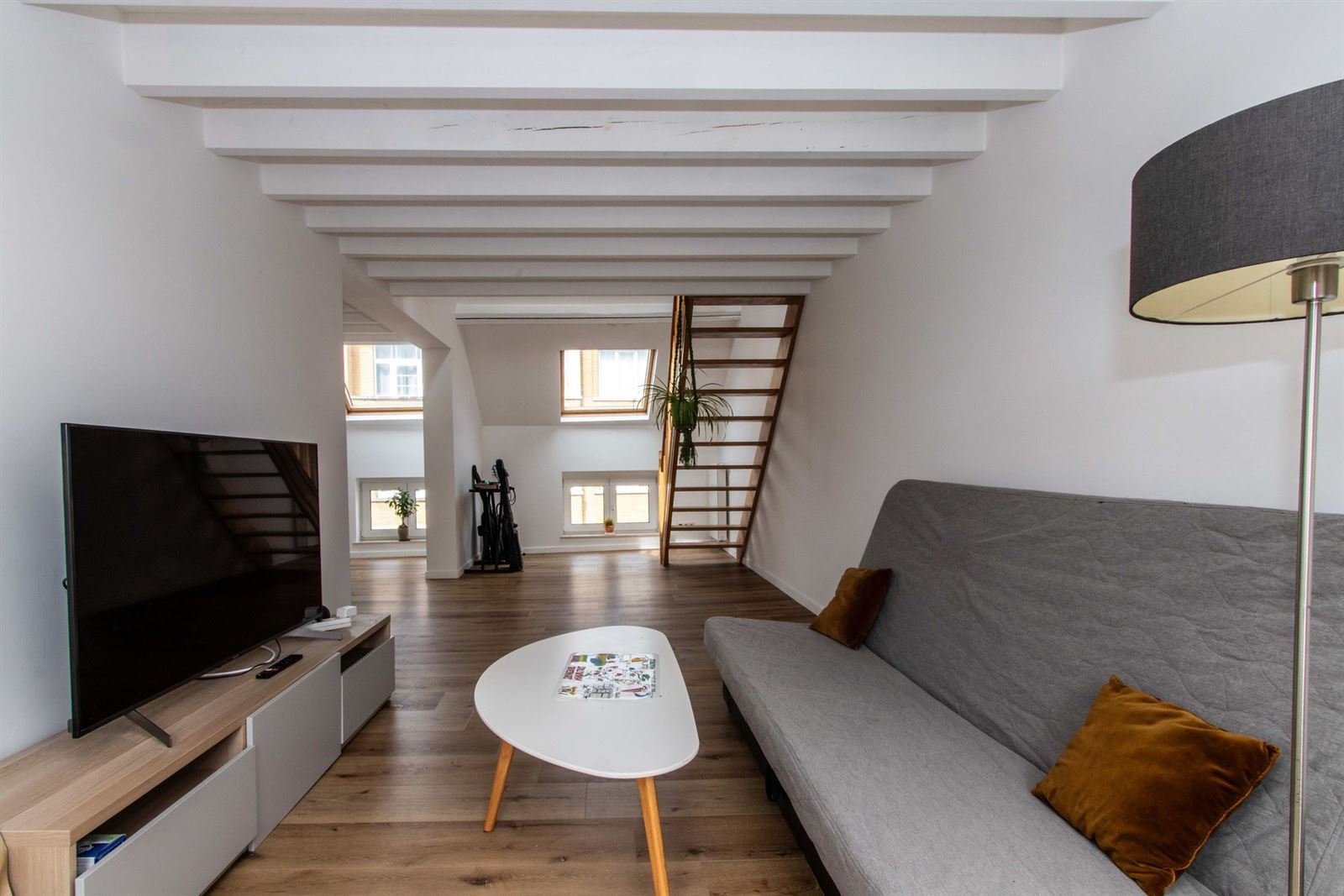 FOTO’S 13 : Duplex te 1180 UKKEL (België) - Prijs &euro;&nbsp;1.080