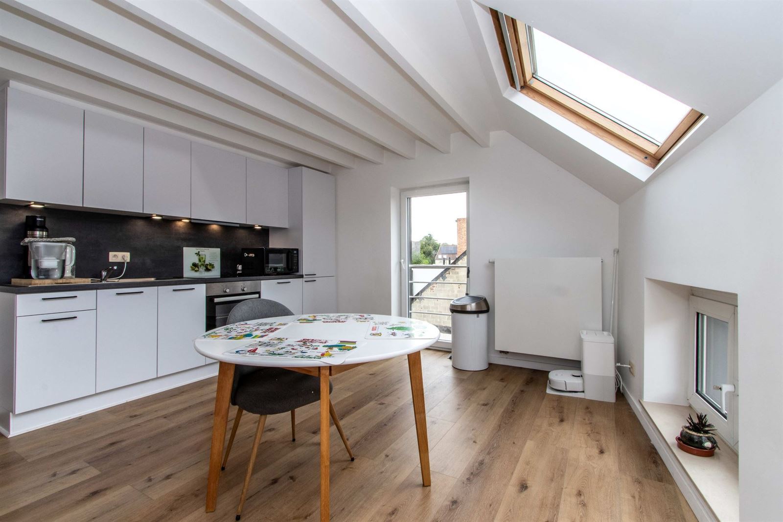 FOTO’S 7 : Duplex te 1180 UKKEL (België) - Prijs &euro;&nbsp;1.080