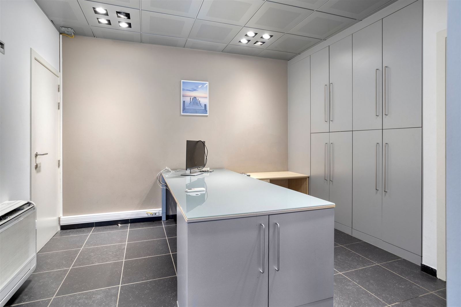FOTO’S 15 : Kantoorruimte te 1600 SINT-PIETERS-LEEUW (België) - Prijs &euro;&nbsp;275.000