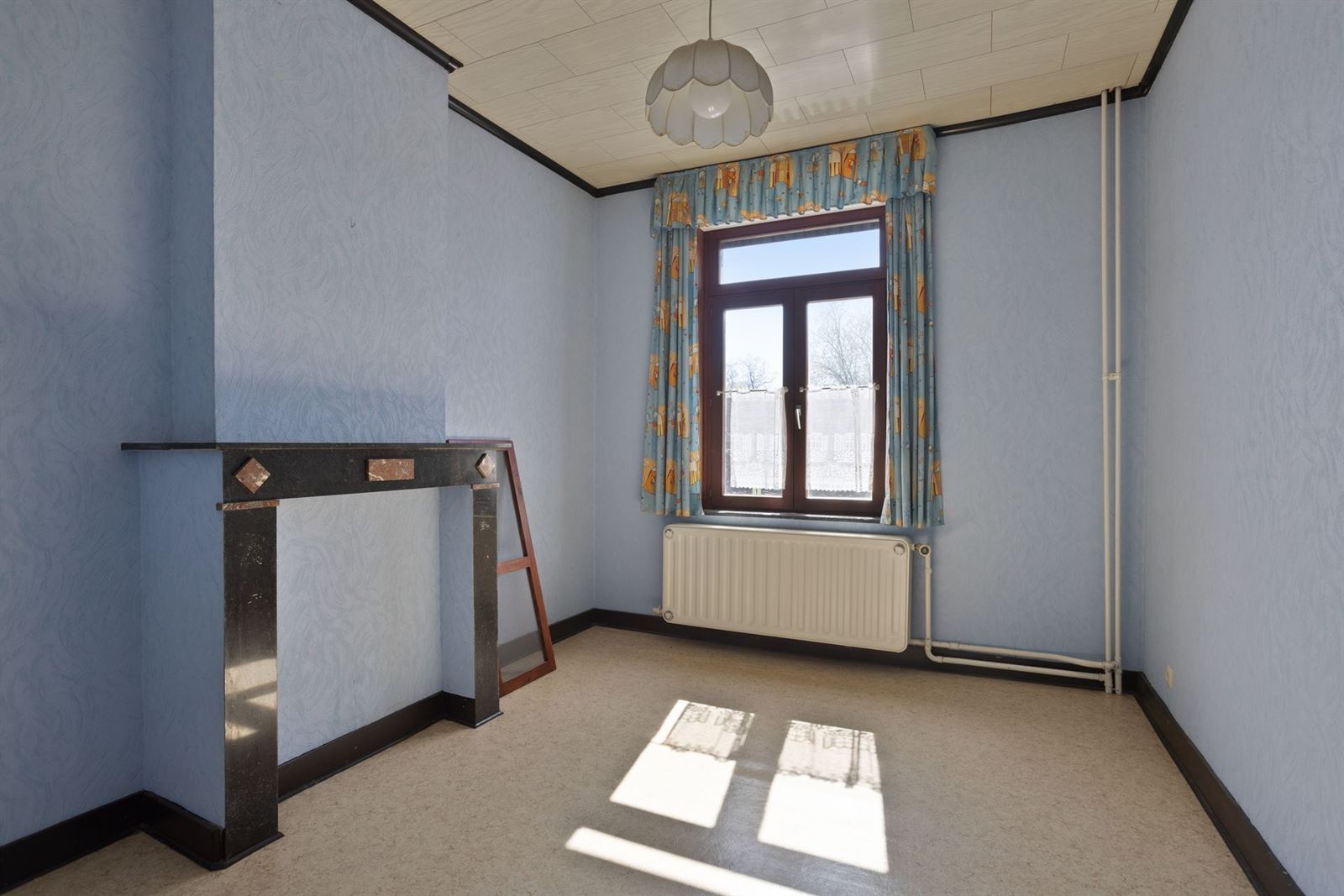 FOTO’S 20 : Gemengd gebouw te 1653 DWORP (België) - Prijs &euro;&nbsp;680.000