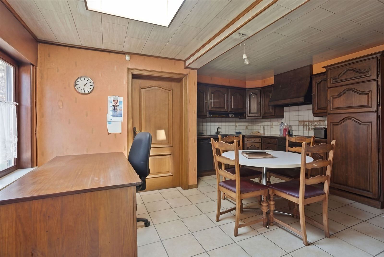 FOTO’S 11 : Gemengd gebouw te 1653 DWORP (België) - Prijs &euro;&nbsp;680.000