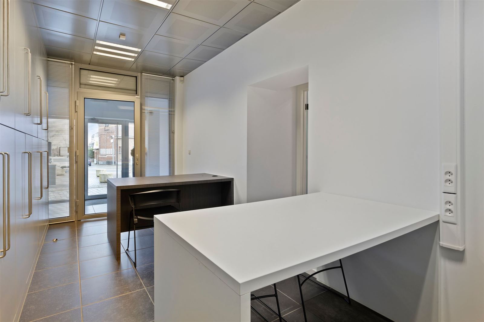 FOTO’S 20 : Kantoorruimte te 1600 SINT-PIETERS-LEEUW (België) - Prijs &euro;&nbsp;275.000