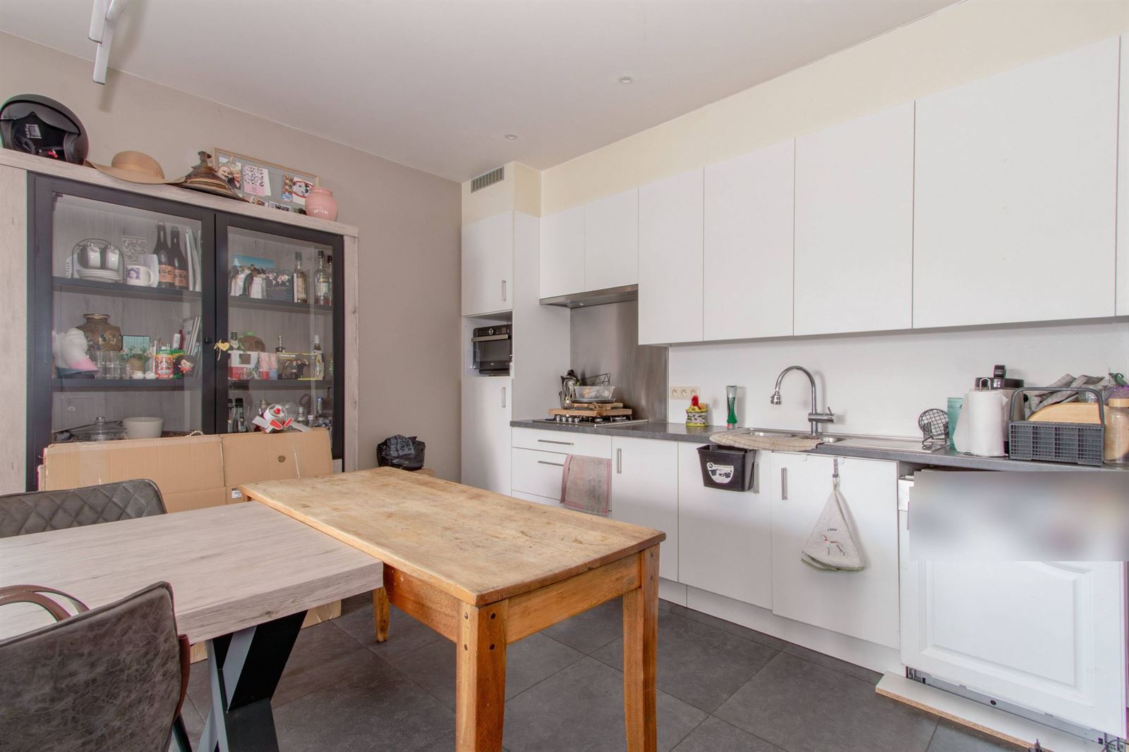 FOTO’S 5 : Appartement te 1600 SINT-PIETERS-LEEUW (België) - Prijs &euro;&nbsp;1.100