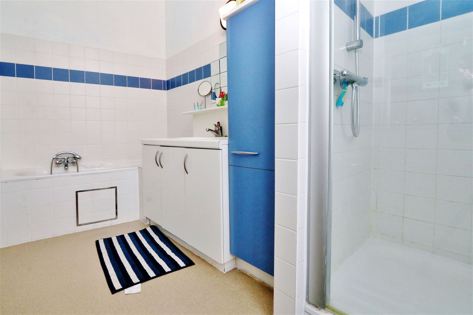 FOTO’S 15 : Appartement te 1500 HALLE (België) - Prijs &euro;&nbsp;925