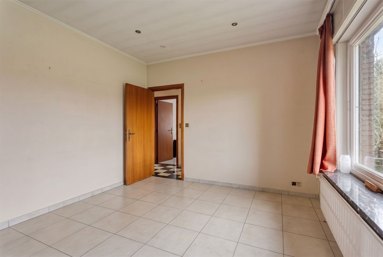 FOTO’S 9 : Woning te 9402 MEERBEKE (België) - Prijs &euro;&nbsp;1.300