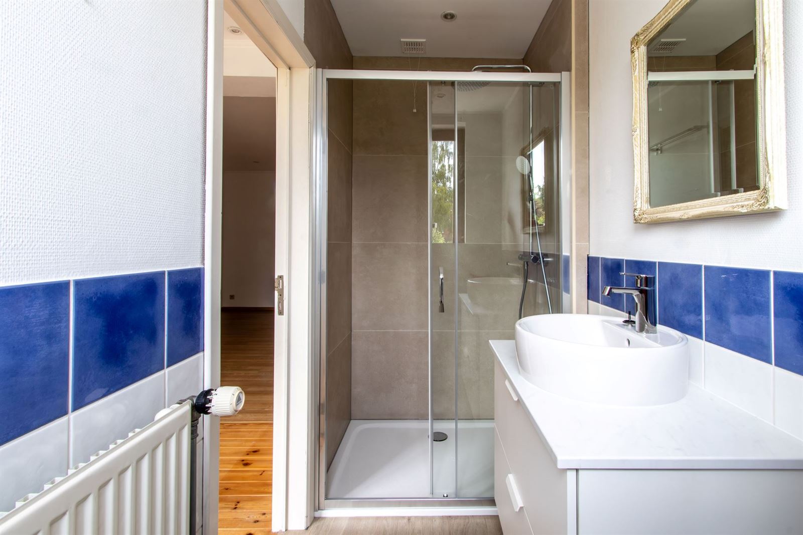 PHOTOS 12 : Maison à 1630 LINKEBEEK (Belgique) - Prix 1.700 &euro;