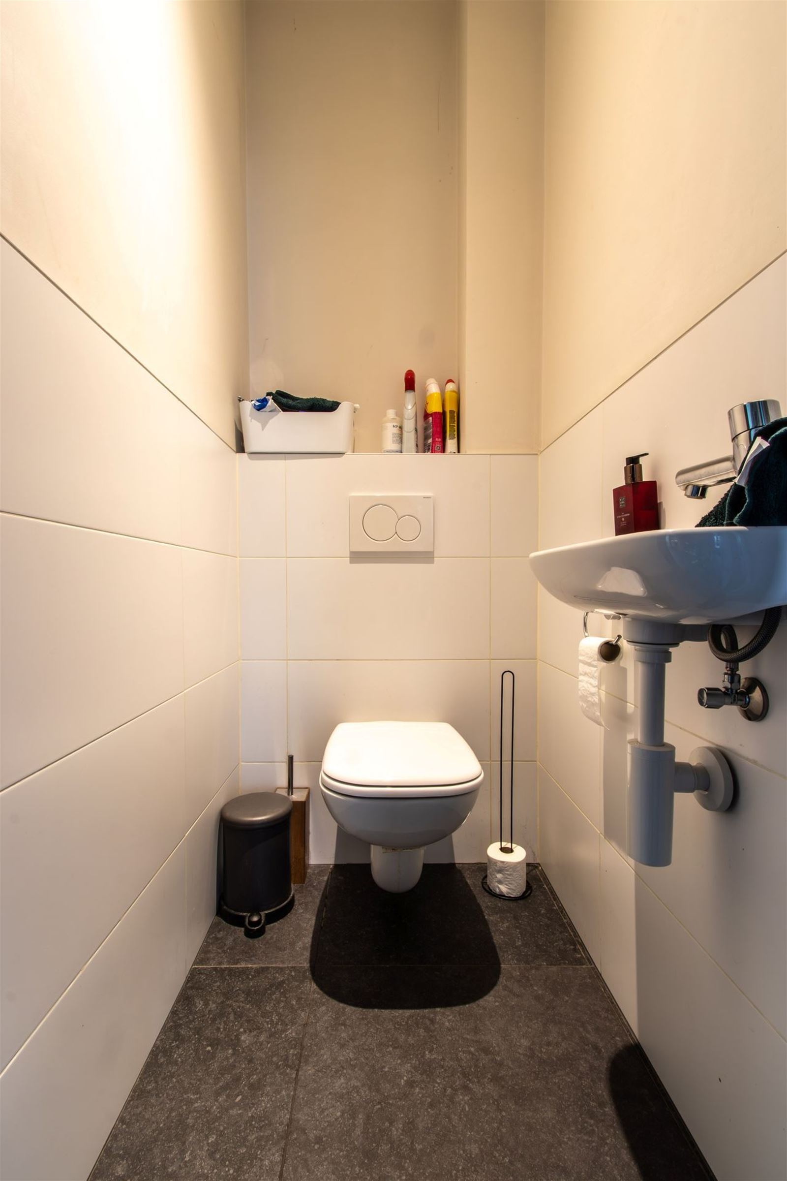 FOTO’S 15 : Appartement te 1600 SINT-PIETERS-LEEUW (België) - Prijs &euro;&nbsp;1.100