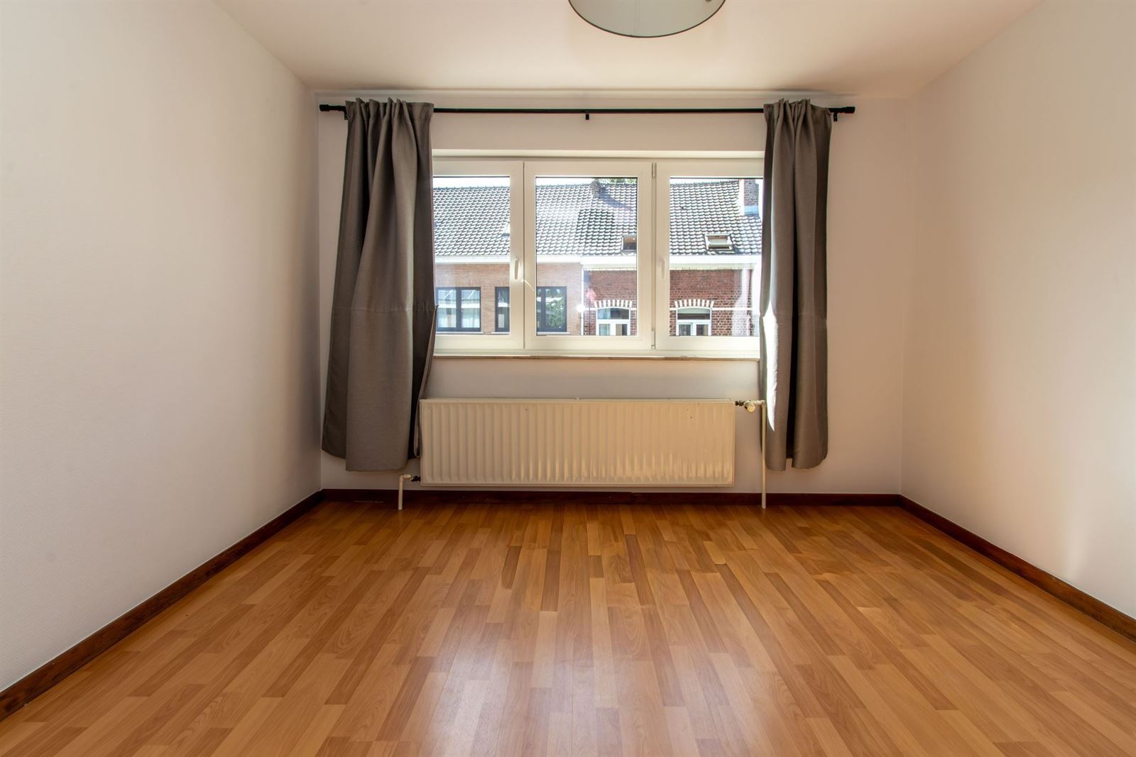 FOTO’S 10 :  te 1640 RHODE-SAINT-GENÈSE (België) - Prijs &euro;&nbsp;1.500