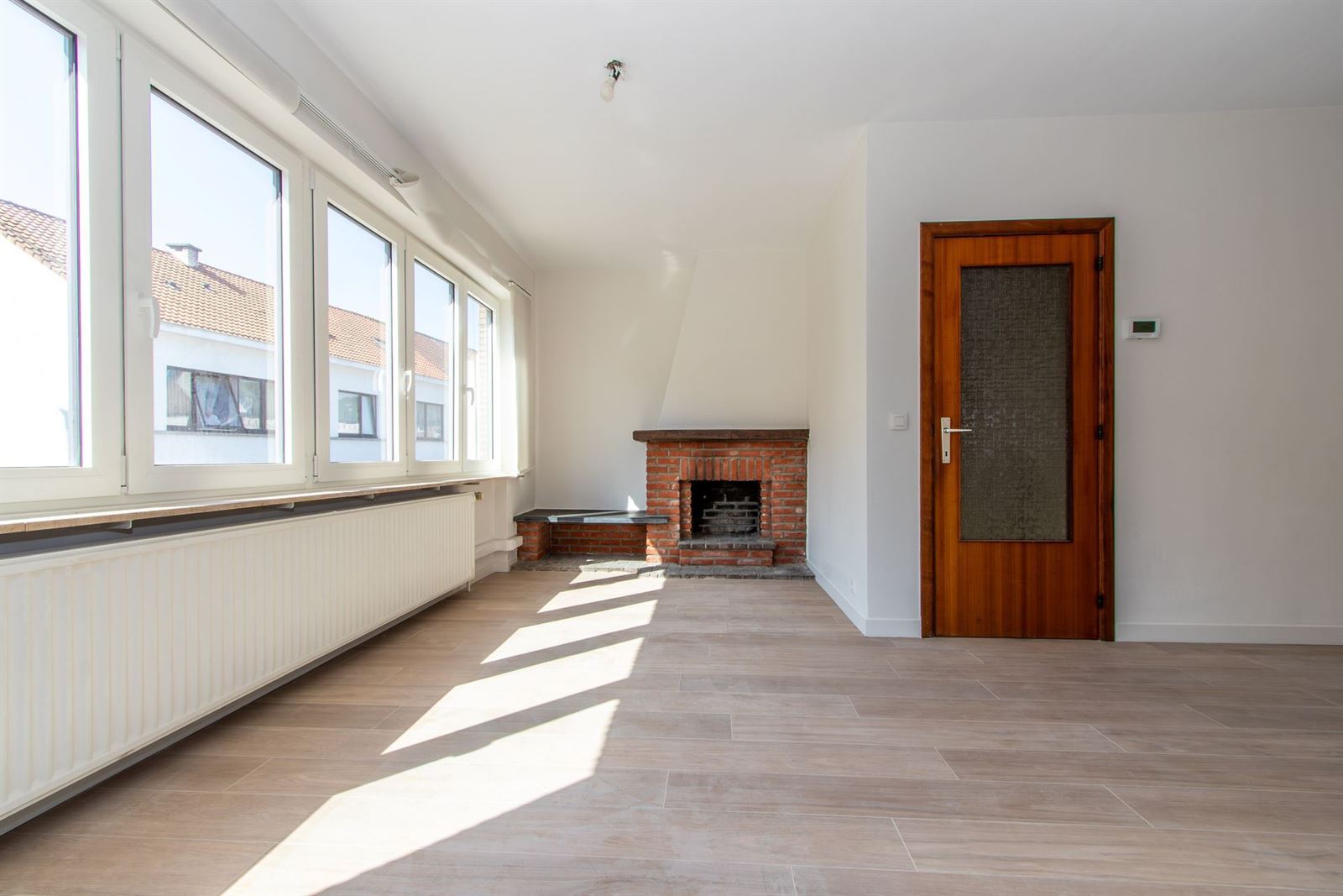 FOTO’S 6 :  te 1640 RHODE-SAINT-GENÈSE (België) - Prijs &euro;&nbsp;1.500
