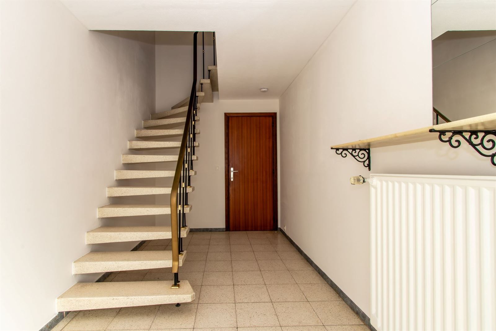 FOTO’S 3 :  te 1640 RHODE-SAINT-GENÈSE (België) - Prijs &euro;&nbsp;1.500