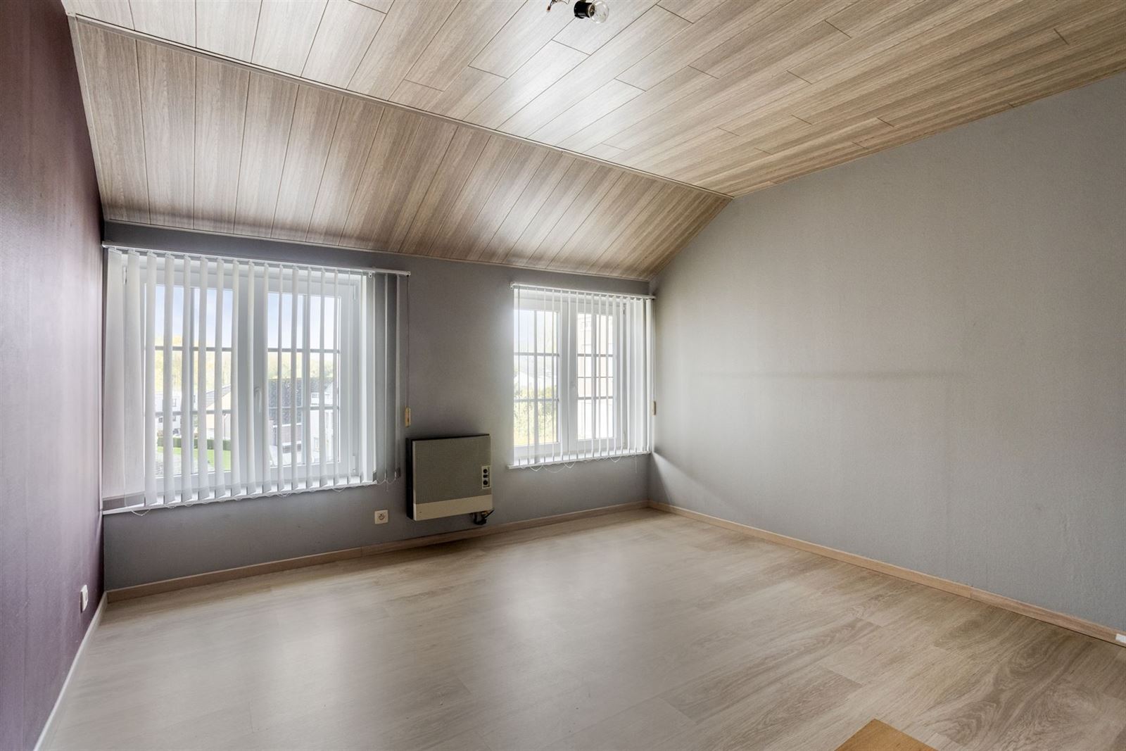 FOTO’S 12 : Woning te 1750 SINT-MARTENS-LENNIK (België) - Prijs &euro;&nbsp;1.200
