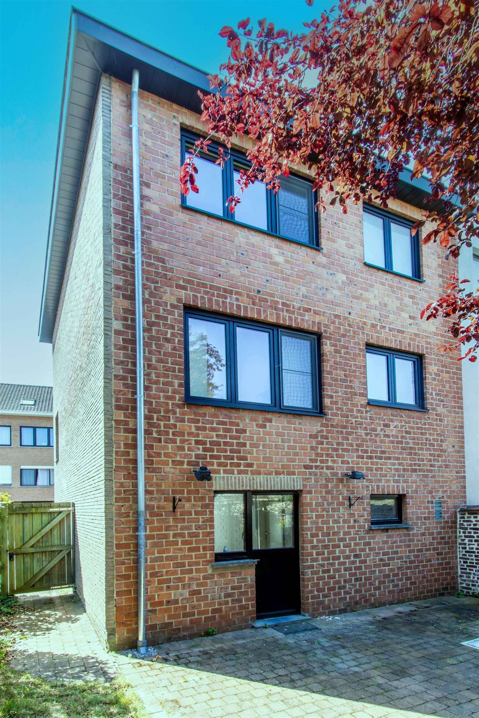 FOTO’S 20 :  te 1640 RHODE-SAINT-GENÈSE (België) - Prijs &euro;&nbsp;1.500