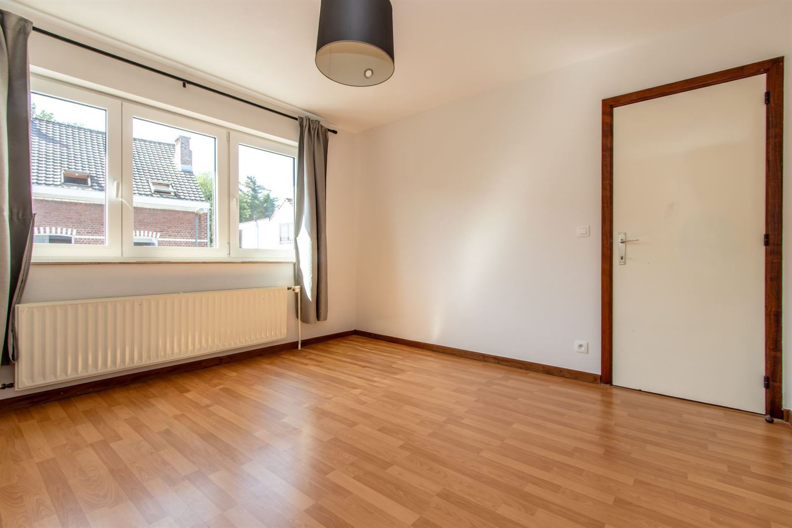 FOTO’S 11 :  te 1640 RHODE-SAINT-GENÈSE (België) - Prijs &euro;&nbsp;1.500