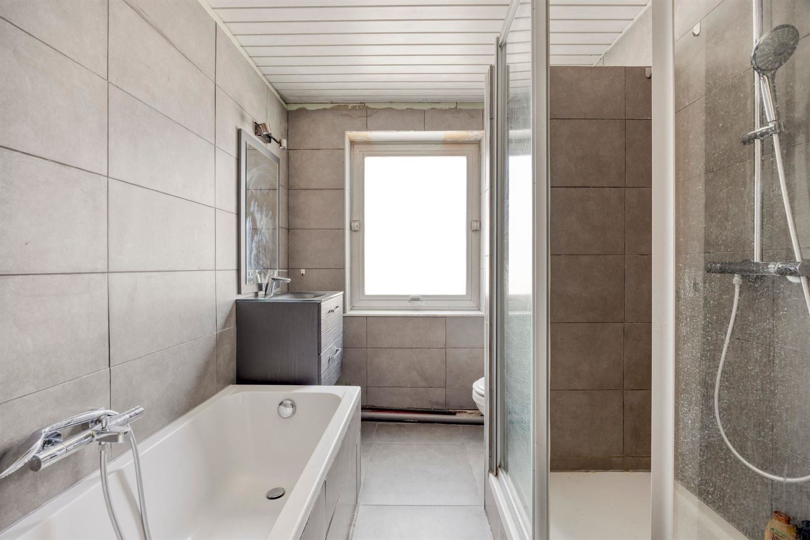 FOTO’S 21 : Woning te 1651 LOT (België) - Prijs &euro;&nbsp;330.000