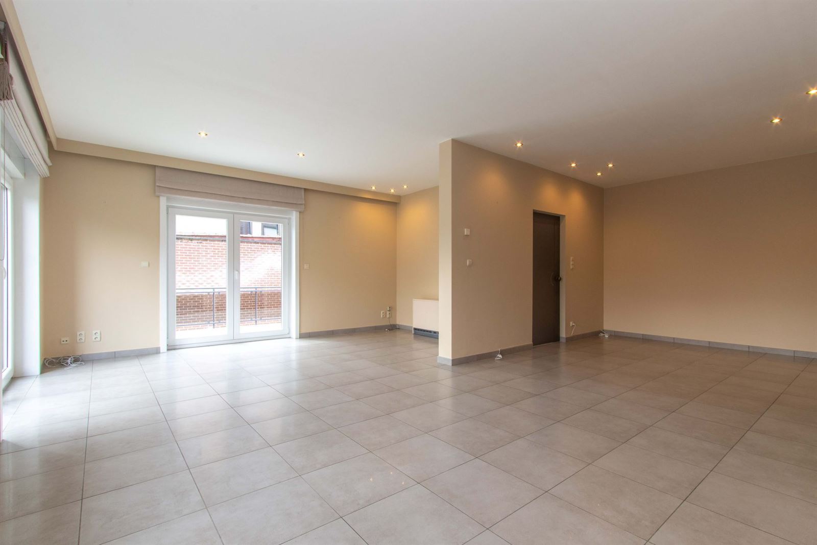 PHOTOS 5 : Appartement à 1600 SINT-PIETERS-LEEUW (Belgique) - Prix 1.300 &euro;