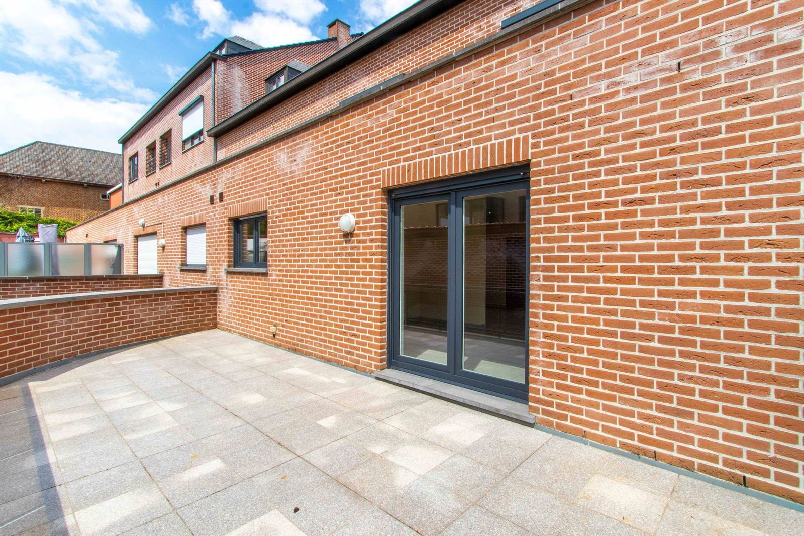 PHOTOS 7 : Appartement à 1600 SINT-PIETERS-LEEUW (Belgique) - Prix 1.300 &euro;