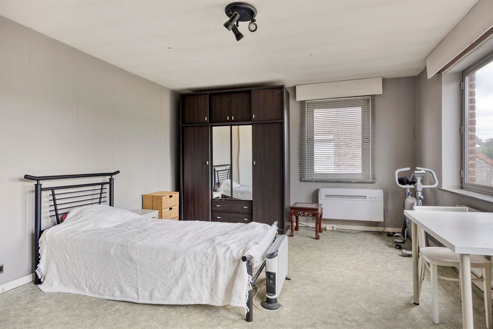 FOTO’S 18 : Woning te 1651 LOT (België) - Prijs &euro;&nbsp;330.000